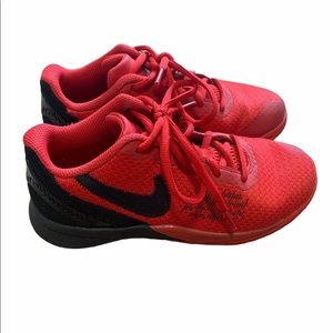 Nike Kyrie Flytrap ll- SZ 2Y